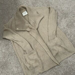 Abercrombie cardigan sweater Sz XS